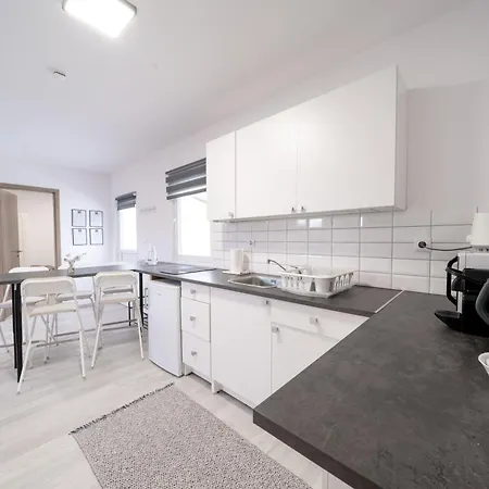 Tisza-lak Apartmanhazak Abadszalok