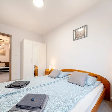 Tisza-lak Apartamento *